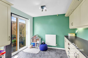 Photo 15- click for photo gallery